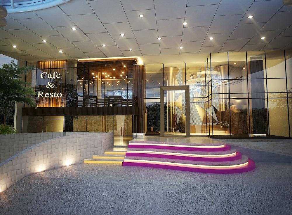 Favehotel S. Parman Medan Exterior photo