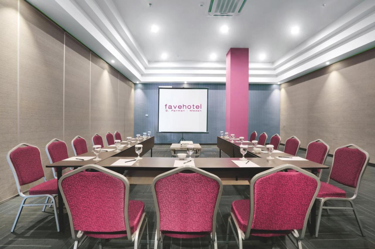 Favehotel S. Parman Medan Exterior photo